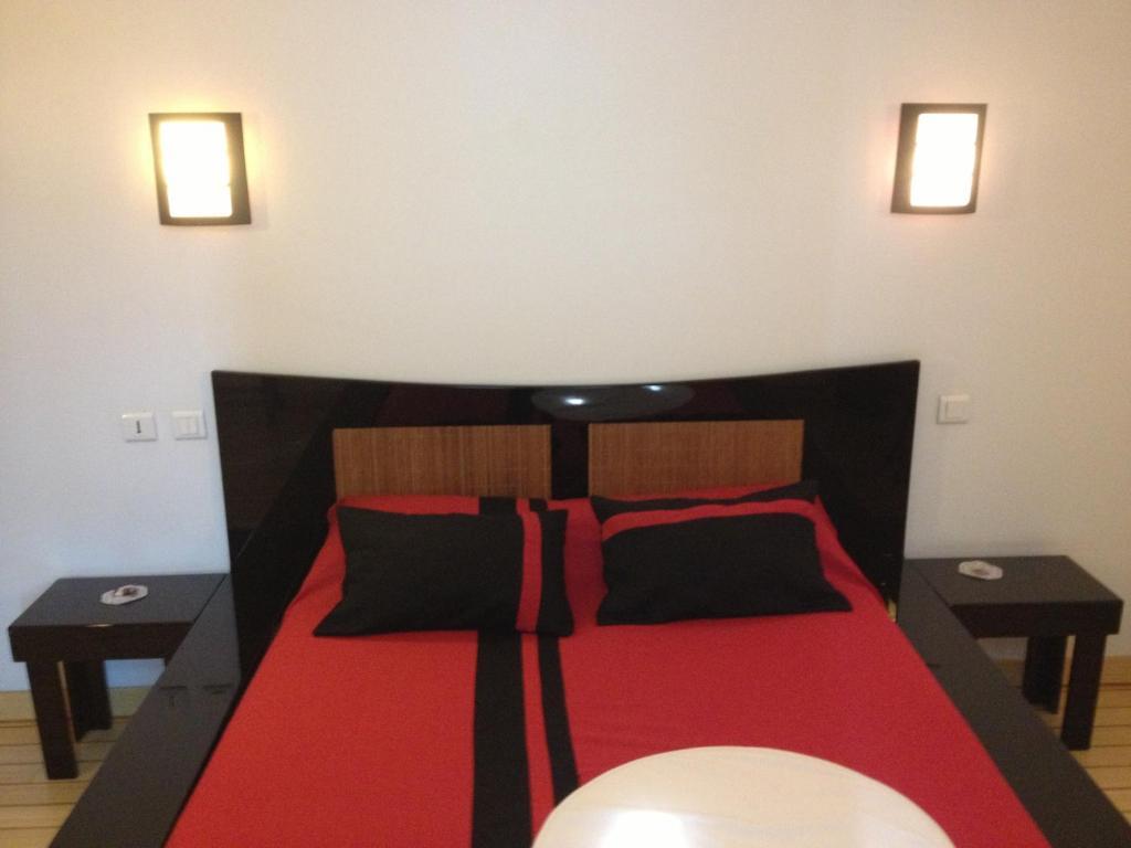 Hotel L'Astrolabe Oloron-Sainte-Marie Habitación foto